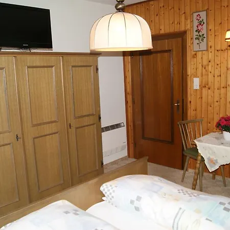 Gaestehaus Ferienwohnungen Lackner Rennweg am Katschberg Habitación foto