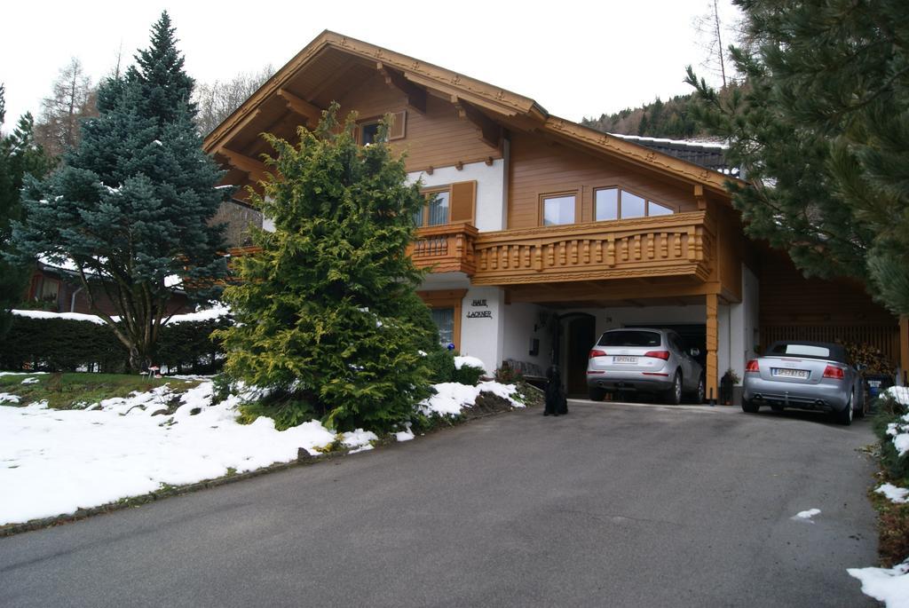 Gaestehaus Lackner Homestay *